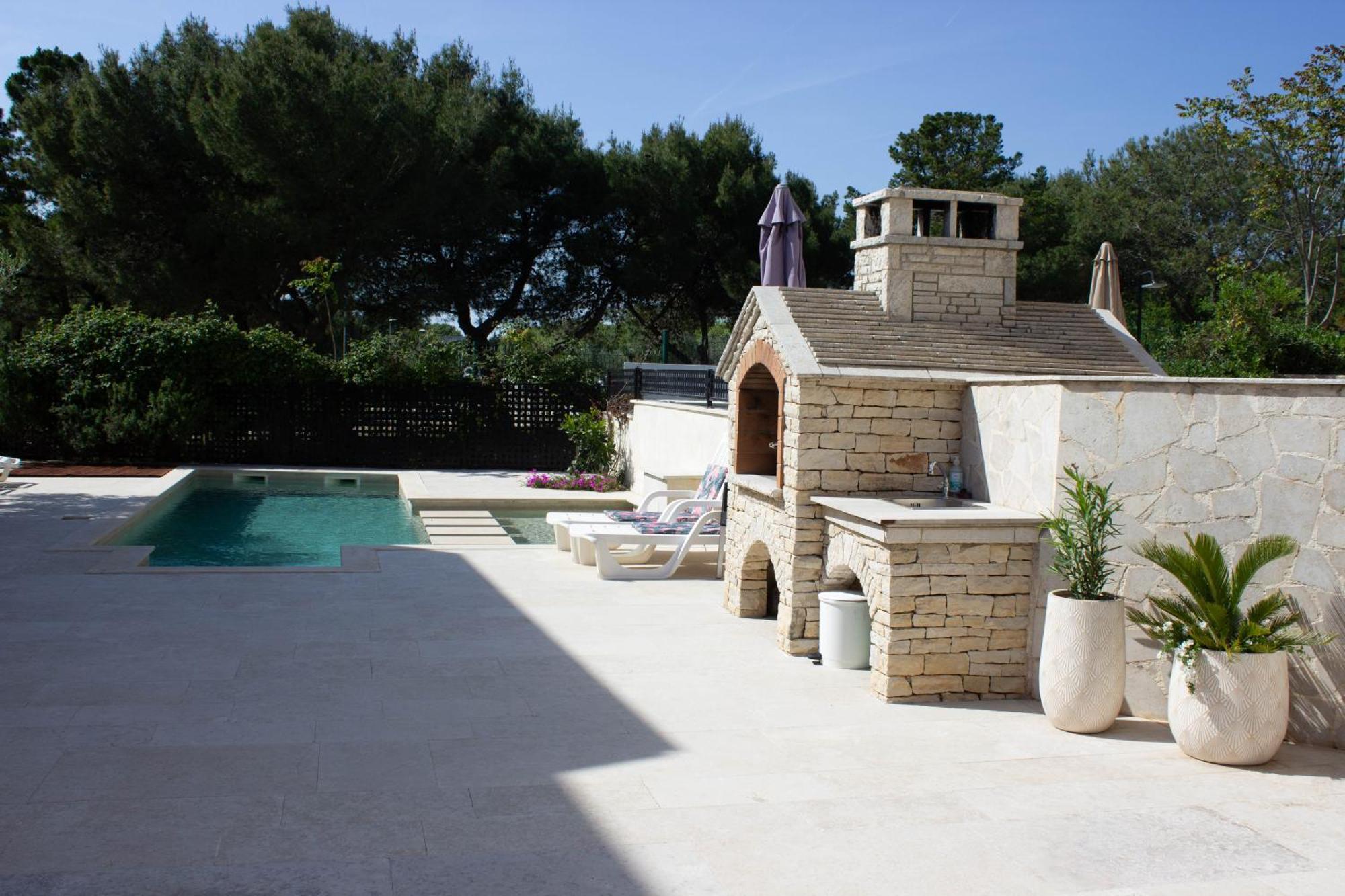 Ferienwohnung V&V Medulin Pool And Sea Exterior foto