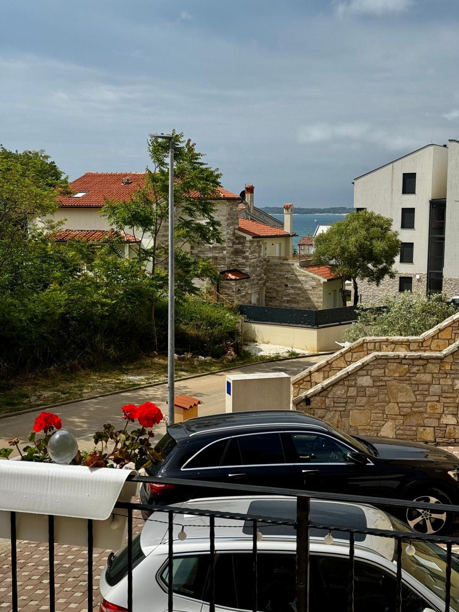 Ferienwohnung V&V Medulin Pool And Sea Exterior foto